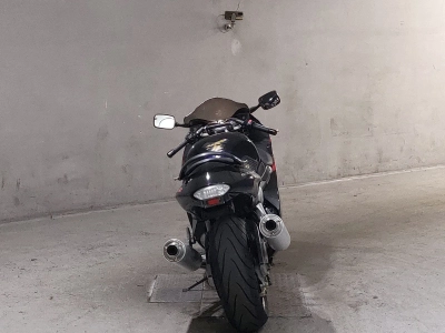 Suzuki GSX1300R HAYABUSA