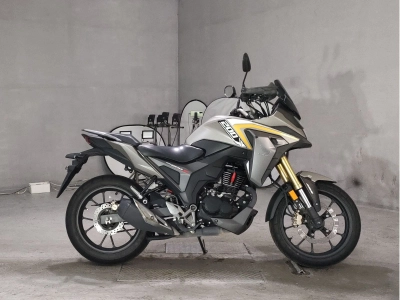 Honda CB200X