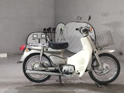Honda SUPER CUB90