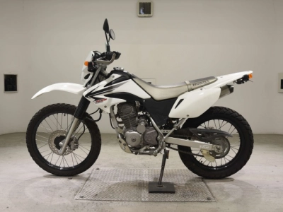 Honda XR230