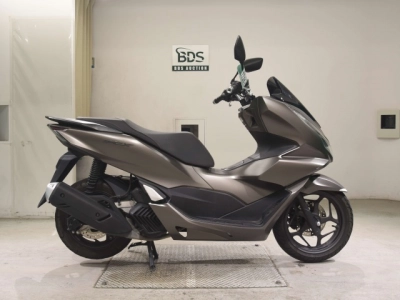 Honda PCX125-4