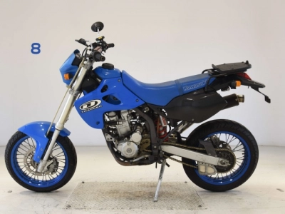 Kawasaki D-TRACKER