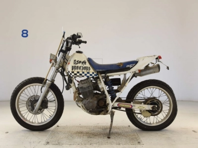 Honda XLR250R-2