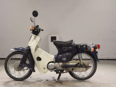 Honda C90