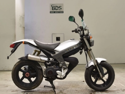 Suzuki TR50S
