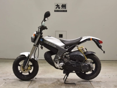 Suzuki TR50S
