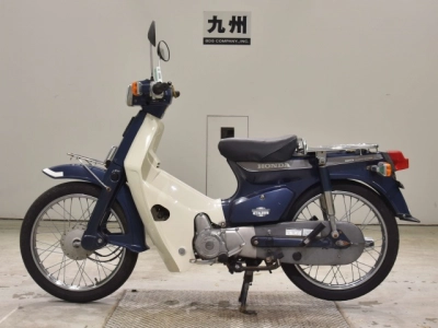 Honda C90