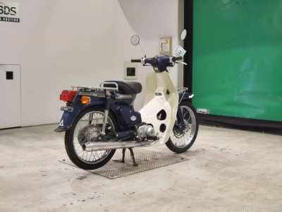 Honda C90