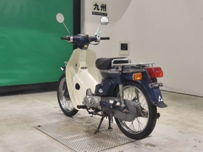 Honda C90