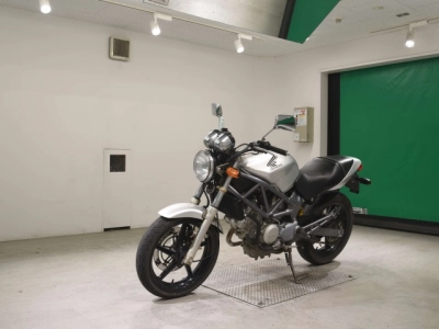 Honda VTR250