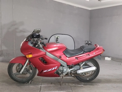 Kawasaki ZZR250