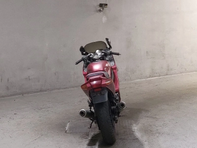 Kawasaki ZZR250