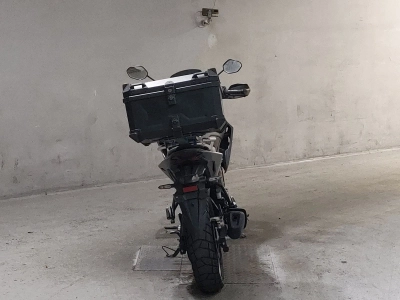 Honda CB200X