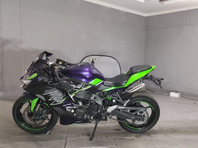 Kawasaki  NINJA ZX-4RR