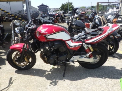 Honda CB400SFV-4