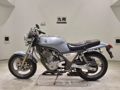Yamaha SRX400-3