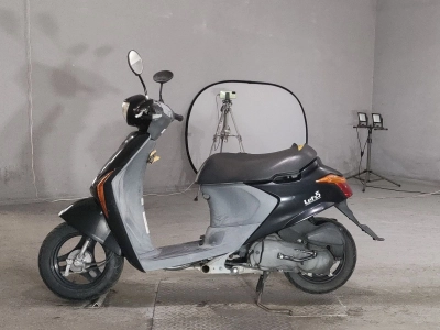 Suzuki LET'S5