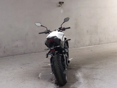 Triumph TRIUMPH STREET TRIPLE R