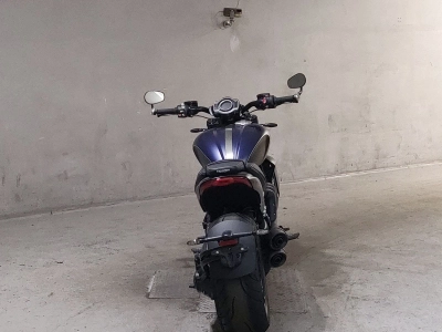 Triumph  TRIUMPH  ROCKET 3 STORM R