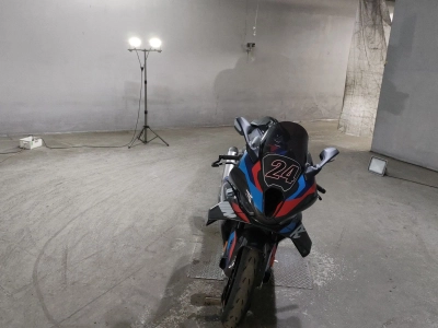 BMW BMW M1000RR