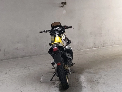 Yamaha TDR250