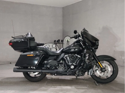 Harley-Davidson  HARLEY FLHTK1870
