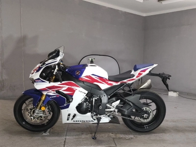 Honda CBR1000RR-R SP