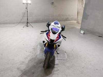Honda CBR1000RR-R SP