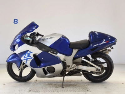 Suzuki GSX1300R HAYABUSA