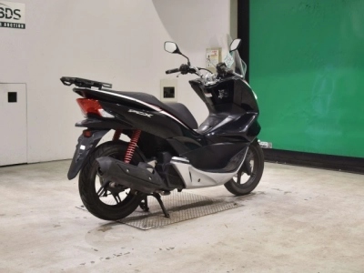 Honda PCX125-2