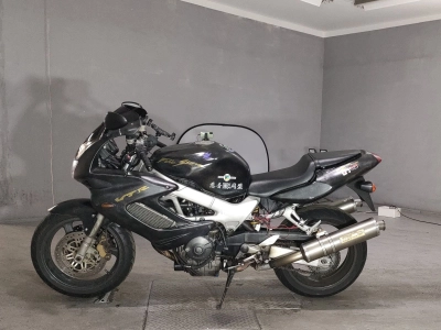 Honda VTR1000F