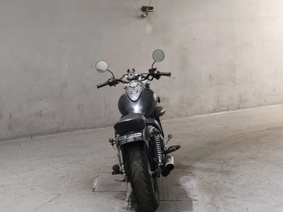 Suzuki INTRUDER 250