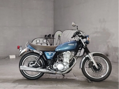 Yamaha SR400-1