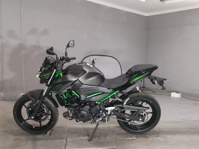 Kawasaki Z250
