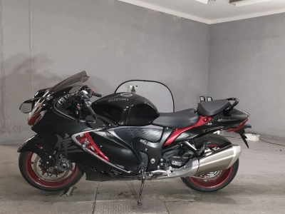 Suzuki GSX1300R HAYABUSA