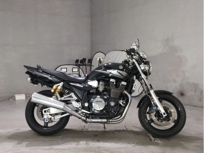 Yamaha XJR1300