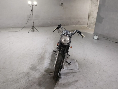 Yamaha SR400-1