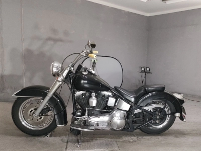 Harley-Davidson HARLEY FLSTC1340