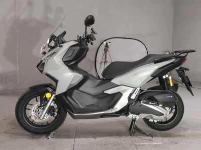 Honda ADV160