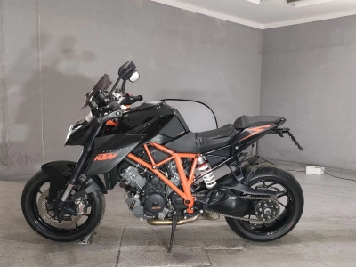 KTM KTM 1290 SUPER  DUKE R