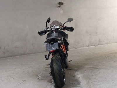 KTM KTM 1290 SUPER  DUKE R