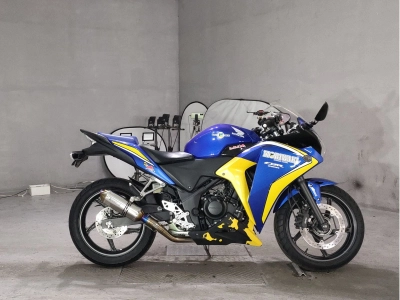 Honda CBR250R