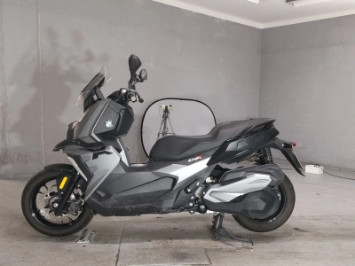 BMW BMW C400X