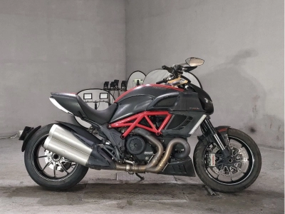 Ducati  DUCATI  DIAVEL  CARBON 