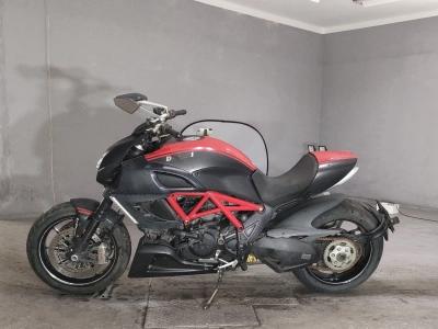 Ducati  DUCATI  DIAVEL  CARBON 