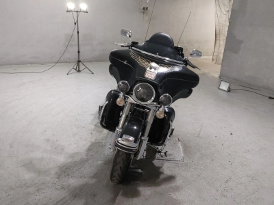 Harley-Davidson HARLEY FLHTCU1580