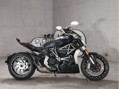 Ducati  DUCATI X DIAVEL 
