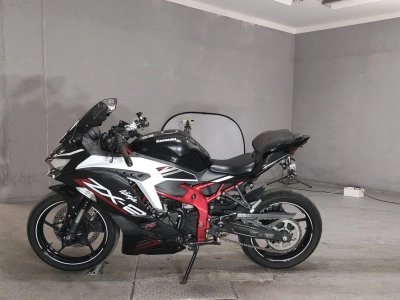 Kawasaki  NINJA ZX-25R SE