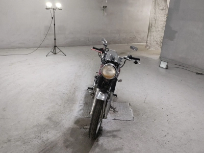 Yamaha SR400-1