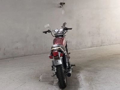 Yamaha SR400-1